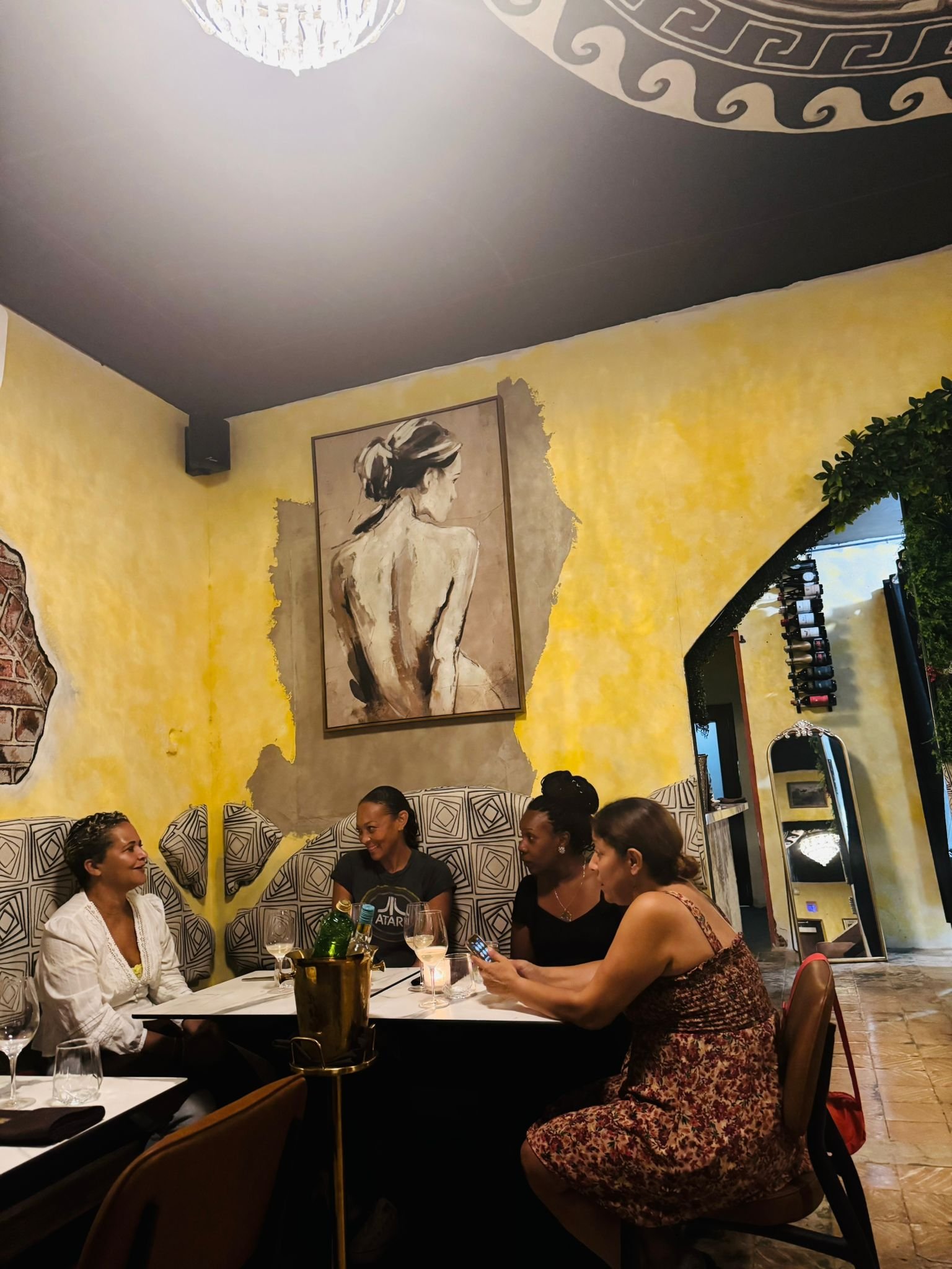 Pasta Amor y Vino Restaurant_(8)